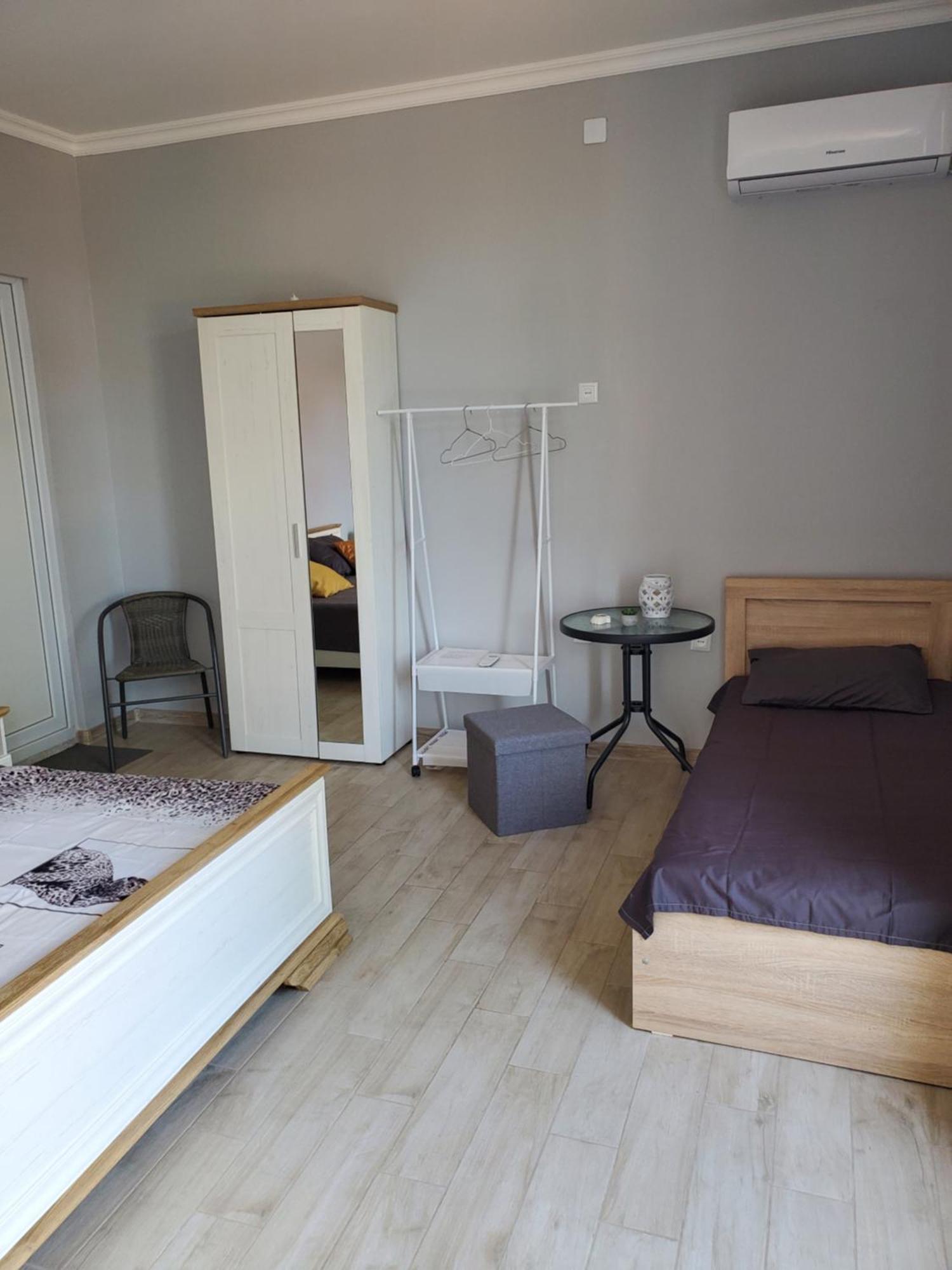 Maka Hotel Ureki Esterno foto